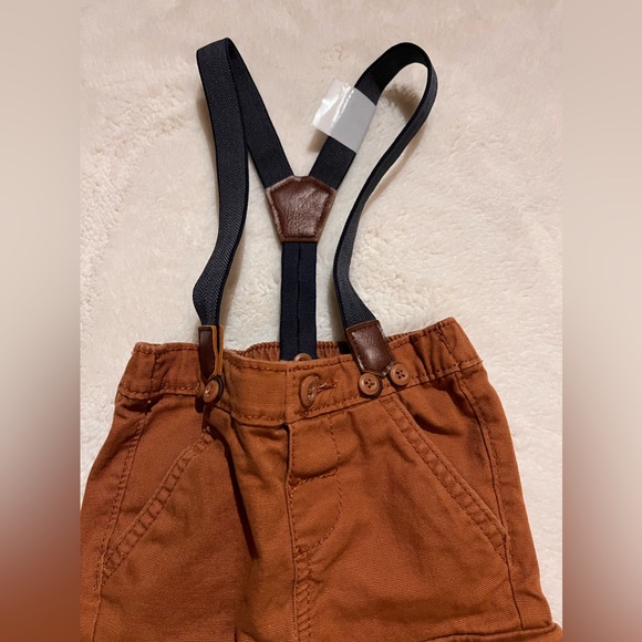 Baby B’gosh Pants with Suspenders - Picture 4 of 7